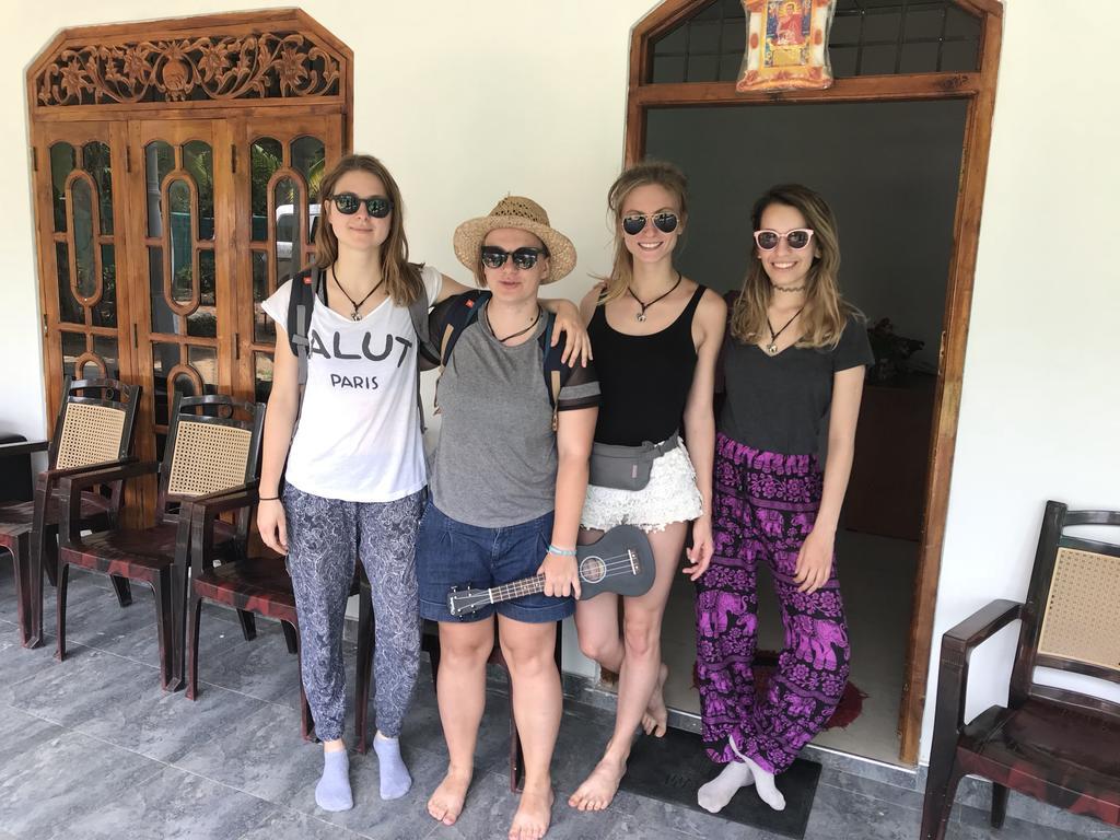 Dinesh Safari Homestay Udawalawe Zewnętrze zdjęcie